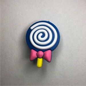 5/$10 cute crocs charm jibbitz